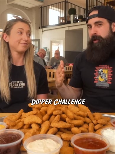 I ordered a chicken dipper challenge which has never been conquered with @Katina Eats Kilos #food #beardmeatsfood #competitiveeating #foodchallenge #eatingchallenge