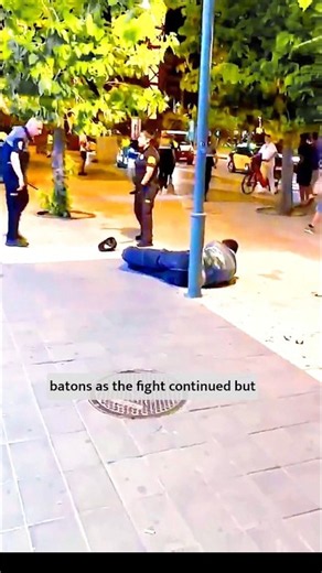 Barcelona Street Fight Caught on Camera 😳 | Security Vest Mystery #shorts #barcelona #fighting