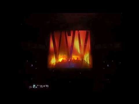 20th century fox fanfare with Star Wars in concert