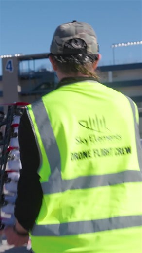 DRONE TUNNELS at Las Vegas Motor Speedway 🏎️ 🏁 Sky Elements helped Mack Trucks launch their new trucks with a one-of-a-kind experience. Using two drone fleets, we flew two different shows simultaneously. One filled the sky above the speedway, while another performed lower over the track, forming drone tunnels as brand-new Mack trucks drove underneath. A powerful way to introduce the next generation of Mack trucks. Thank you to @multiimagegroup and @aespyrofx for pulling off an incredible event