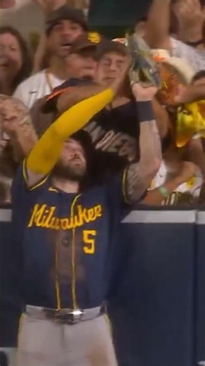 Garrett Mitchell INSANE Robbery Sends Brewers to NLCS! Manny Machado FREAKS Out