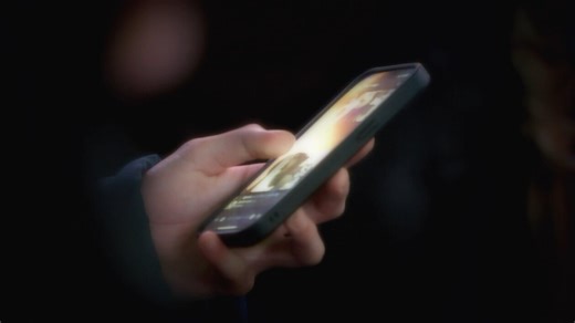 SNSの“有害情報”から子どもを守れ 日本でも規制に向けた議論本格化　アダルトサイト視聴や闇バイトの勧誘など…未成年への悪影響が問題視（TBS NEWS DIG Powered by JNN）