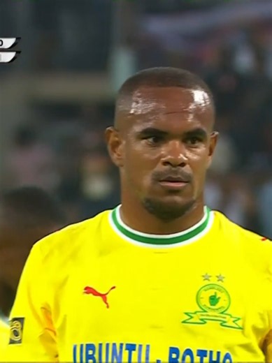 ⚽️ 𝕄𝕋ℕ𝟠 🏆 🥅 ⒼⓄⒶⓁ: Iqraam Rayners seals it for Mamelodi Sundowns against Orlando Pirates in the #MTN8Final! #SABCSportFootball #MTN8 #WafaWafa