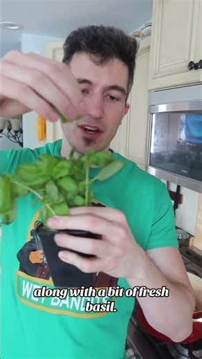 Pot or not it’s really good @nickskitchen 😋 #tomatosoup #healthyrecipe #easyrecipe