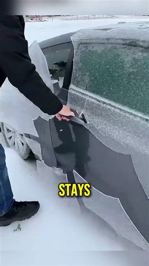 Why Hot Water Cracks Your Windshield Instantly....#shortsfeed #car #shorts @top_5ive_facts #cars