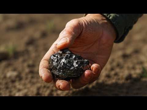 These Black Stones Are Carbonado Diamonds Worth More Than Gold—Yet People Ignore Them