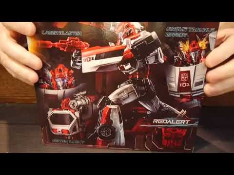 Threezero's Transformers MDLX Red Alert is just an overall really nice figure