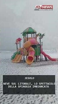 NEVE SUL LITORALE, LO SPETTACOLO DELLA SPIAGGIA IMBIANCATA | 06/01/2026