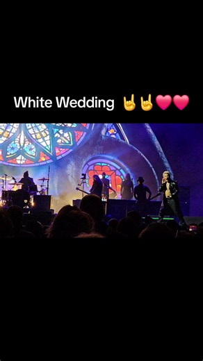 Billy Idol White Wedding Live Concert
