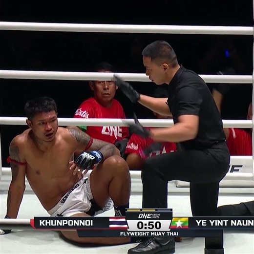 SHUT DOWN 💥 Khunponnoi KOs Ye Yint Naung in Round 2!