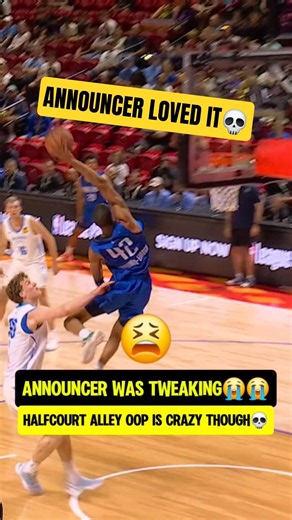 Half court alley oop had bro TWEAKING😭
