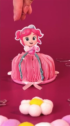 CUTE As A Cupcake! 🧁 Get Ready With Emmie And Dress Cupcakes #kids #shorts