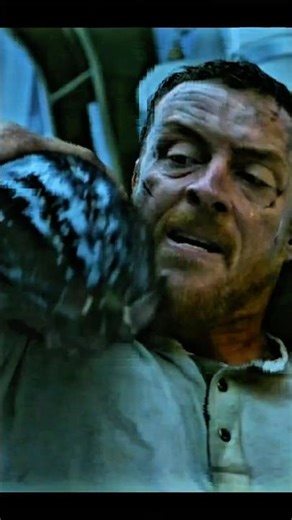 Trapped With an Alien Inside the Ship #edit #shorts #movie