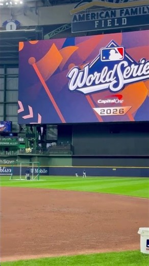 Junior Caminero was LAUNCHING during World Series batting practice 💪