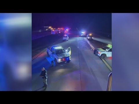 Aviation expert discusses response to reported bomb threat on flight at Denver airport