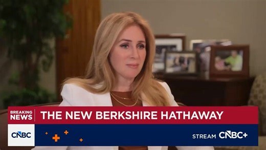 Warren Buffett is still involved with Berkshire Hathaway's investment decisions — and recently made "one tiny purchase"."If Greg [Abel] differed with me on anything," he said, "we wouldn't be doing it."But, in general, "we aren't finding things [to buy right now]".