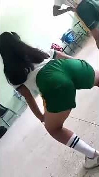 MENINAS NOVINHAS DANÇANDO FUNK