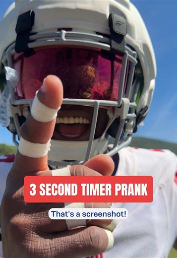 Giants 3 Second Timer Prank on Football Players — Funny NFL Sideline Prank
