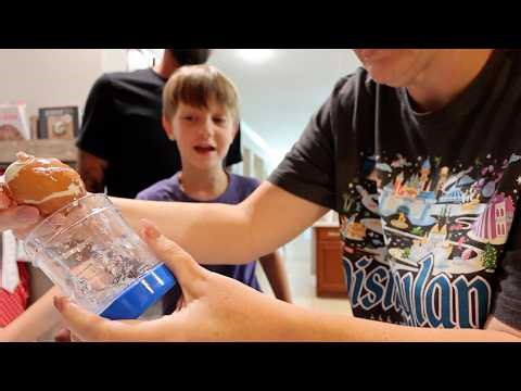 Cute Backyard Picnic, Does This Egg Thing Really Work & A Little Positive Pep Talk! | Home Vlog