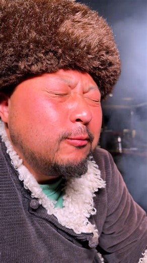 Charcoal roasted chicken with smoky aroma straight from countryside cooking | Evan Long