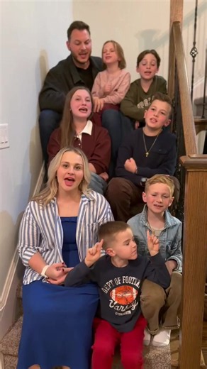 The Larsons Official: A Heartwarming Family Singing Moment ❤️