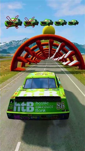 Big vs Small Chick Hicks! Who Will Survive? 💚🚗