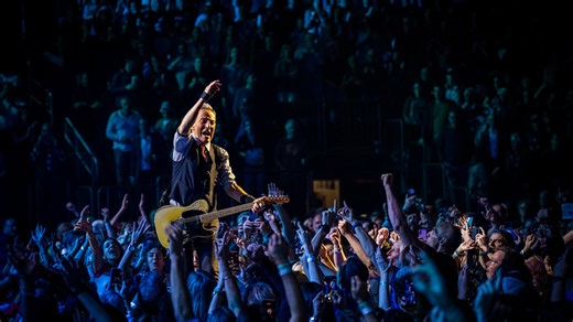 Review: Bruce Springsteen Turned A Rain-Soaked D.C. Show Into 2026 Tour’s True Finale