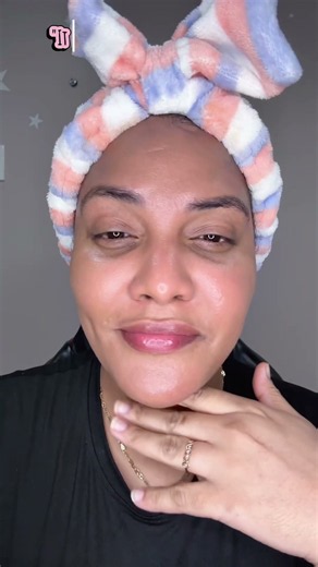 "I’m in love! 😍 It gives the skin an incredible glow-up. #elfcosmetics #elf @elfyeah @elfcosmetics