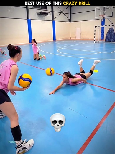 The perfect pancake save ☠️🔥 #volleyball #volleyballshorts #libero