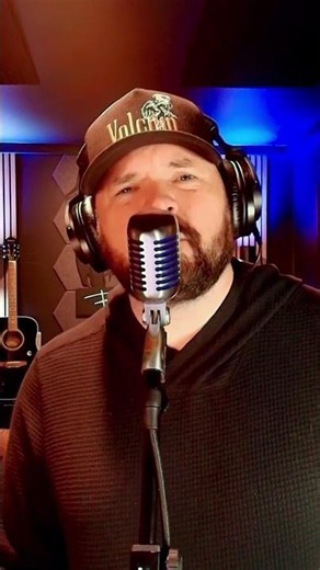 Turn the Page. 🎙️Originall by Bob Seger — covered by Rocky Lane.