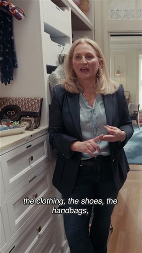 Inside Carrie Bradshaw’s Closet