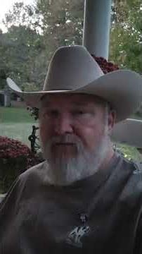 Senator Roger Marshall R-KS is a crook.