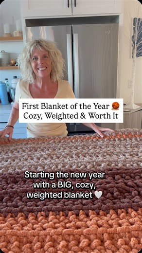 Helle on Instagram: "This is my very first blanket of the new year and I wanted something BIG, cozy, and weighted. 🎊 I used a double crochet stitch with a double border, starting with 32 loops and bulk yarn numbers 40, 41, and 43. Each skein is about 27 yards and this blanket used 15 skeins total — yes, it’s a yarn eater, but the WEIGHT is incredible. The finished size is 48 by 56 inches and even with double crochet, you can still add paw prints. FULL tutorial will be uploaded tomorrow — you wo