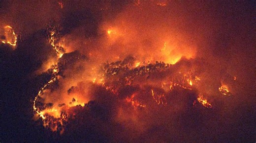 岩手2カ所の山林火災、延焼続く　1800人超に避難指示　住宅など建物7棟焼ける　県は自衛隊に災害派遣要請（FNNプライムオンライン（フジテレビ系））