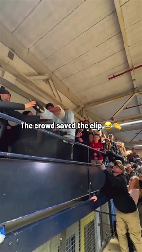 No way 😂 (via jarofrijn_/IG) #rollerblade #skill #trick | Roller Blades