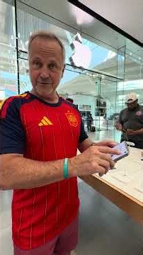 First look at the iPhone Duo!!
