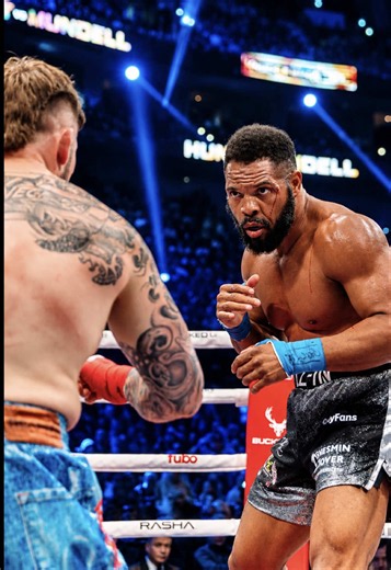 LORENZO HUNT shut the lights out with a brutal one-punch KO against DAVID MUNDELL at KnuckleMania 6 👊💥 #BKFC #BareKnuckle #Knockout #KO #CombatSports