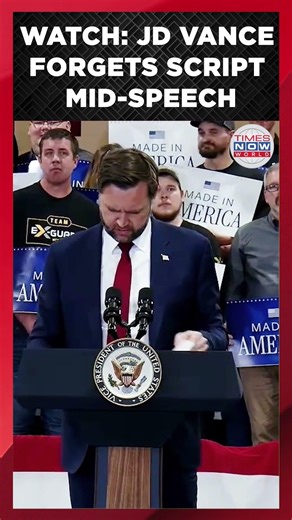 “I Lost My Page!” JD Vance Stumbles Live at Campaign Rally | Times Now World