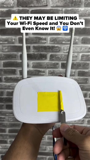 😱 Is your Wi-Fi slower than usual? A setting could be limiting your internet speed. 🛜⚡ Check this before calling your provider! #WiFi #Internet #Technology #TechTips #SlowInternet