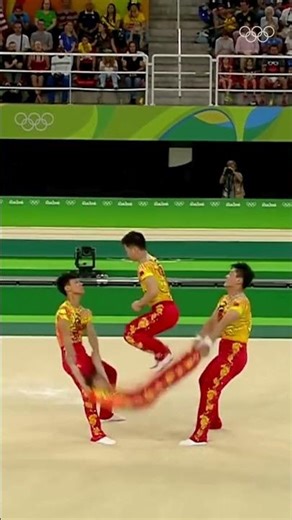 Bet you didn’t see that coming. ⚡️ #Olympics #Gymnastics