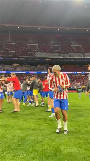 Griezmann dancing 🕺