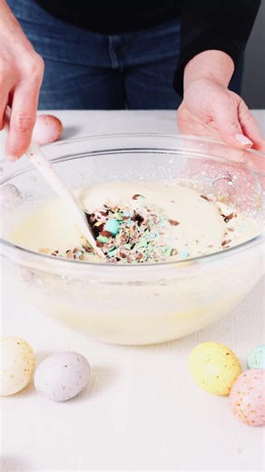 Easter Cheesecake with Carrot Cake–Inspired Crust | Cozy Spring Baking