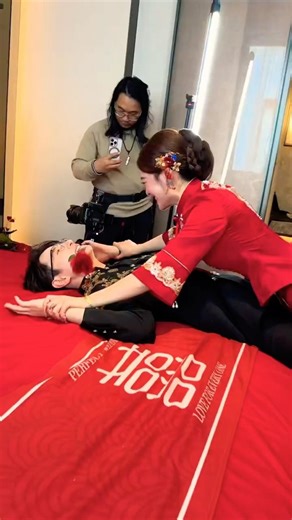 ✨❤️Fun wedding gate game 😂 The bride's ultimate marriage proposal 😲🧖🏻‍♀️#funnyvideo #wedding