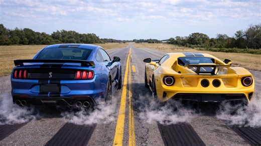 2020 Ford Mustang Shelby GT500 vs 2018 Ford GT drag race