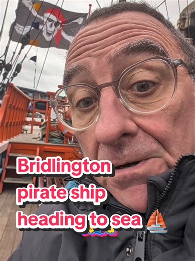 The Bridlington pirate ship heading to sea #bridlington #campsitewarden