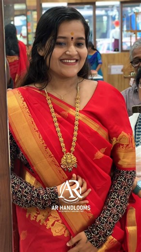 Red Wedding Saree Draping ❤️🎬