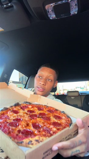 New pizza spot review in Philly: honest taste test