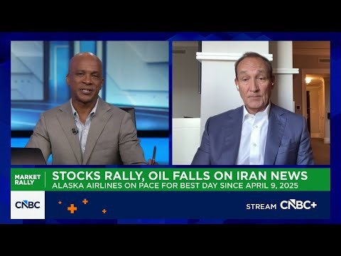 Former United Airlines CEO weighs in on United's potential merger with American Airlines