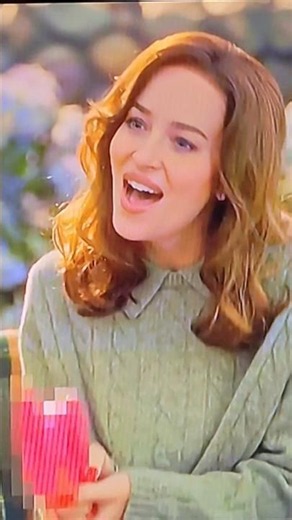 GUNS FOR WOMEN: SNL: DAKOTA JOHNSON: TURNSTILE: SNL 52