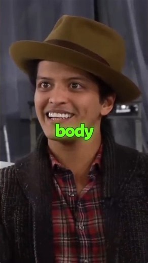 Bruno got the game #usashorts #usatrending #interview #brunomars #victoriasecret #modestfashion #fyp